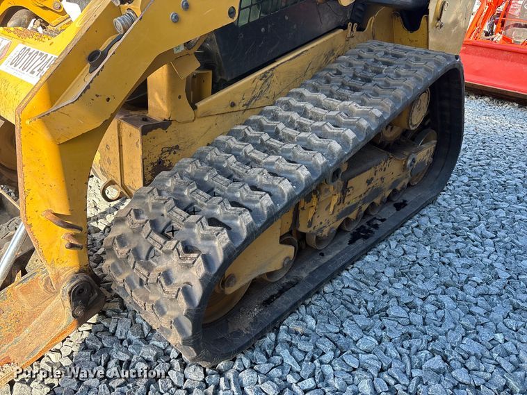 image for item YA1290 2019 Caterpillar 279D tracked skid steer loader