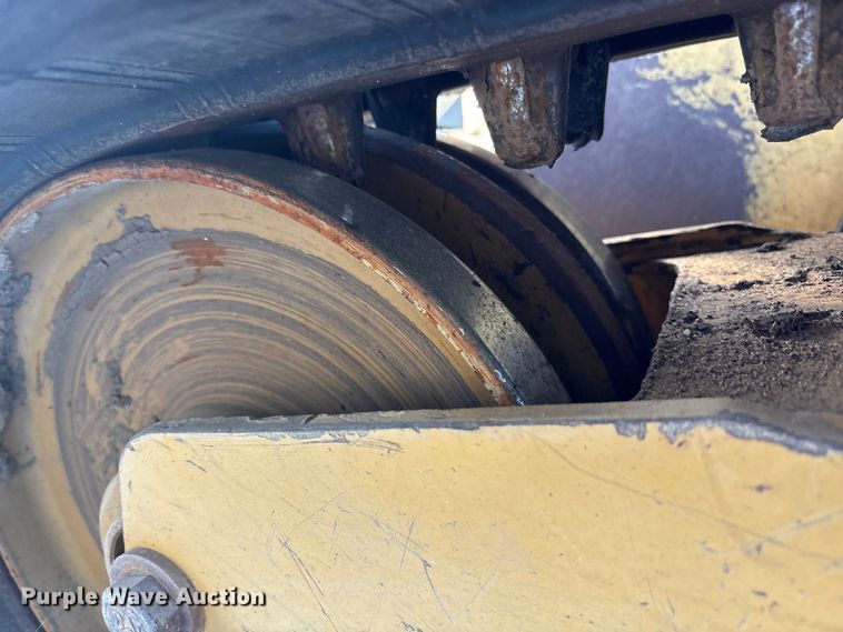 image for item YA1290 2019 Caterpillar 279D tracked skid steer loader