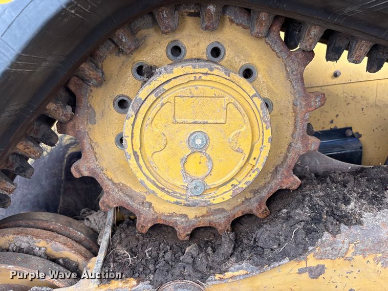 image for item YA1290 2019 Caterpillar 279D tracked skid steer loader