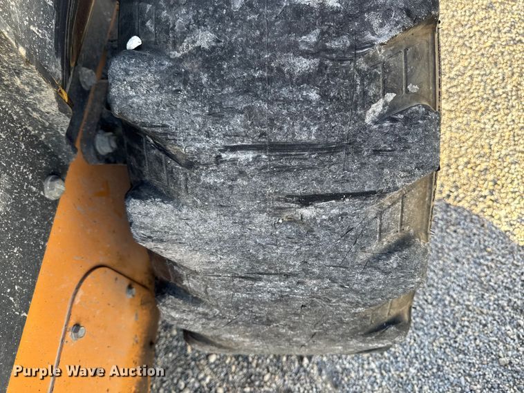 image for item YA1291 2015 Case SV280 skid steer loader