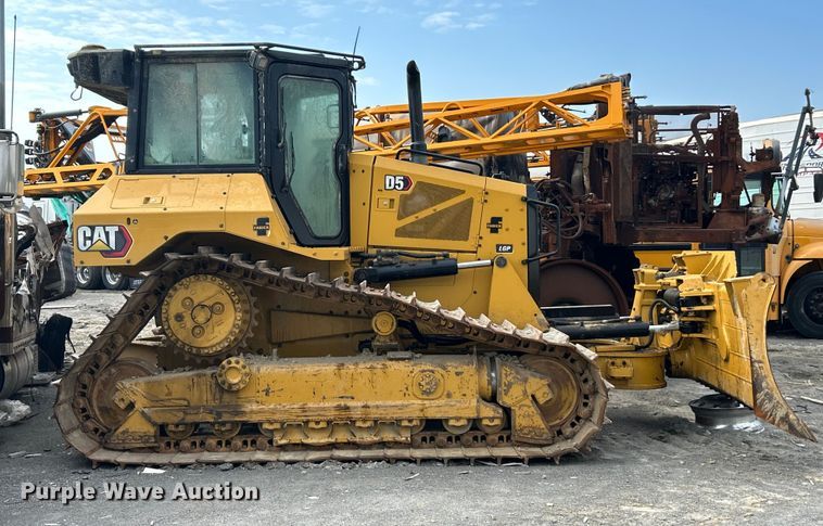 image for item YA1349 2021 Caterpillar D5 LGP dozer