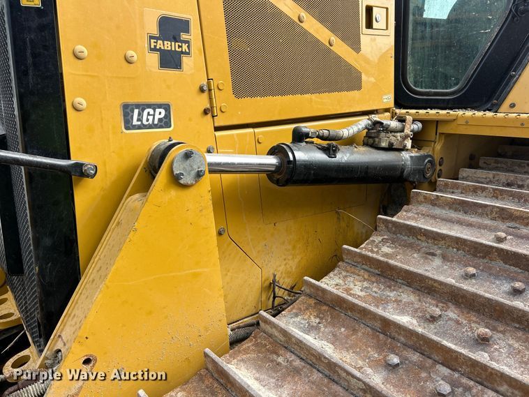 image for item YA1349 2021 Caterpillar D5 LGP dozer