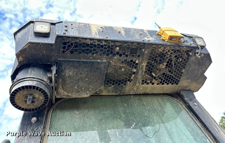 image for item YA1349 2021 Caterpillar D5 LGP dozer