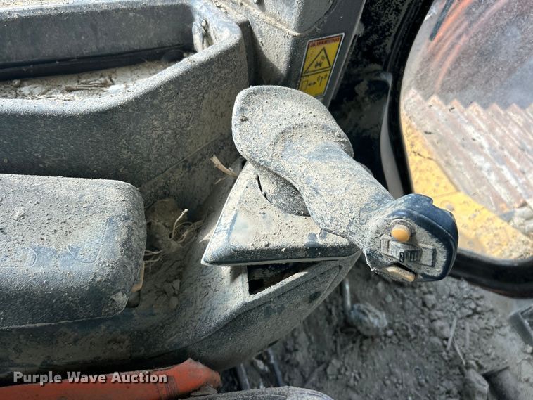 image for item YA1349 2021 Caterpillar D5 LGP dozer