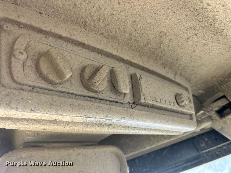 image for item YA1349 2021 Caterpillar D5 LGP dozer