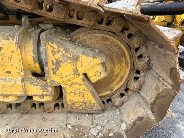image for item YA1349 2021 Caterpillar D5 LGP dozer