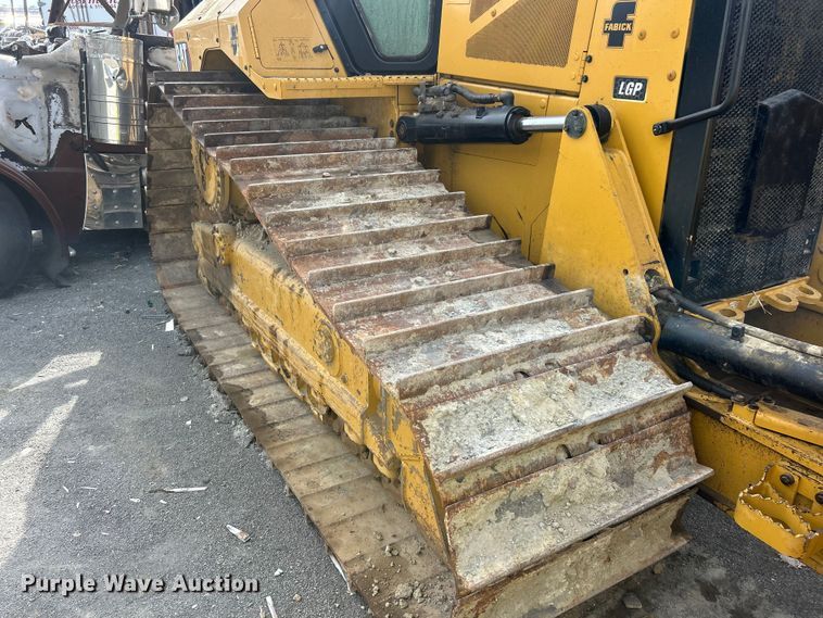 image for item YA1349 2021 Caterpillar D5 LGP dozer