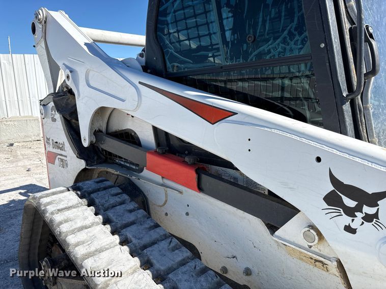 image for item YA1362 2021 Bobcat T870 tracked skid steer loader
