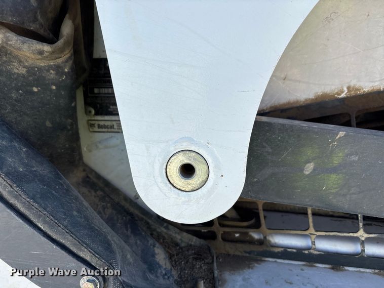 image for item YA1362 2021 Bobcat T870 tracked skid steer loader