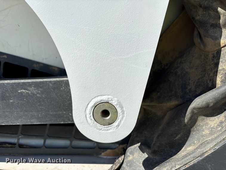 image for item YA1362 2021 Bobcat T870 tracked skid steer loader