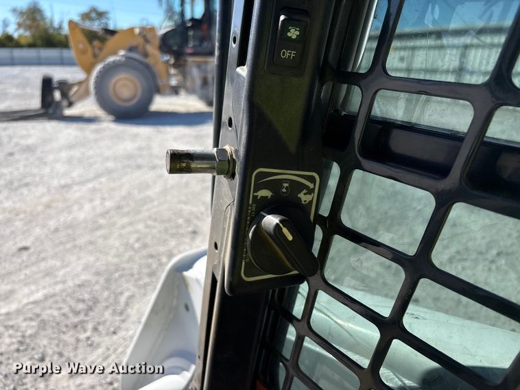 image for item YA1362 2021 Bobcat T870 tracked skid steer loader