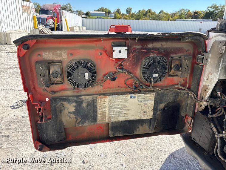 image for item YA1362 2021 Bobcat T870 tracked skid steer loader