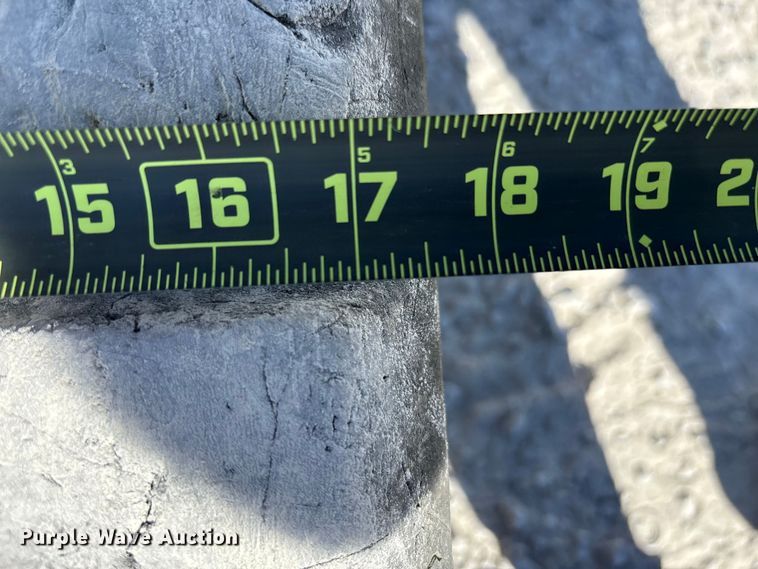 image for item YA1362 2021 Bobcat T870 tracked skid steer loader