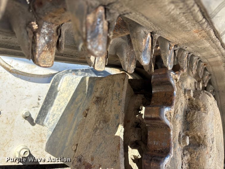 image for item YA1362 2021 Bobcat T870 tracked skid steer loader