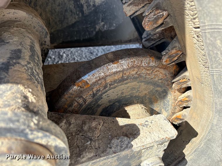 image for item YA1362 2021 Bobcat T870 tracked skid steer loader