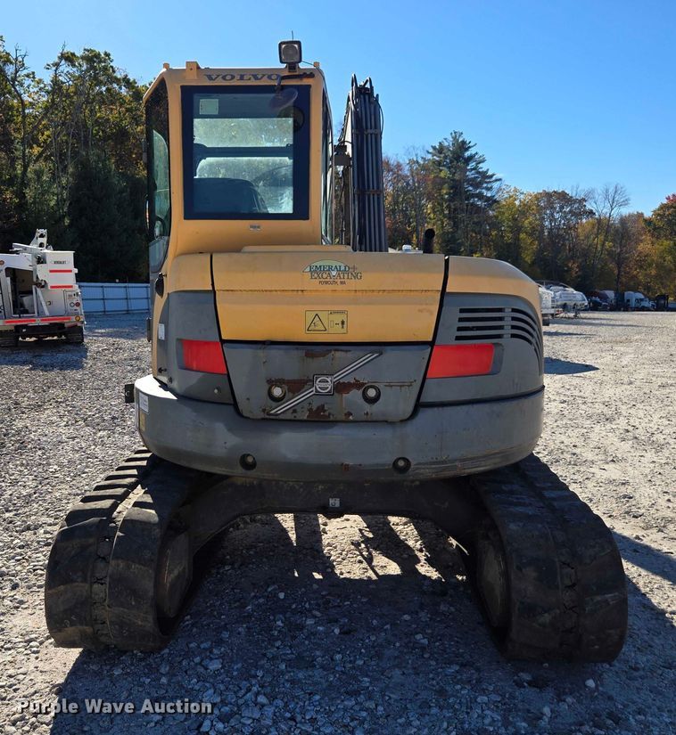 image for item YA1366 2008 Volvo ECR88 mini excavator