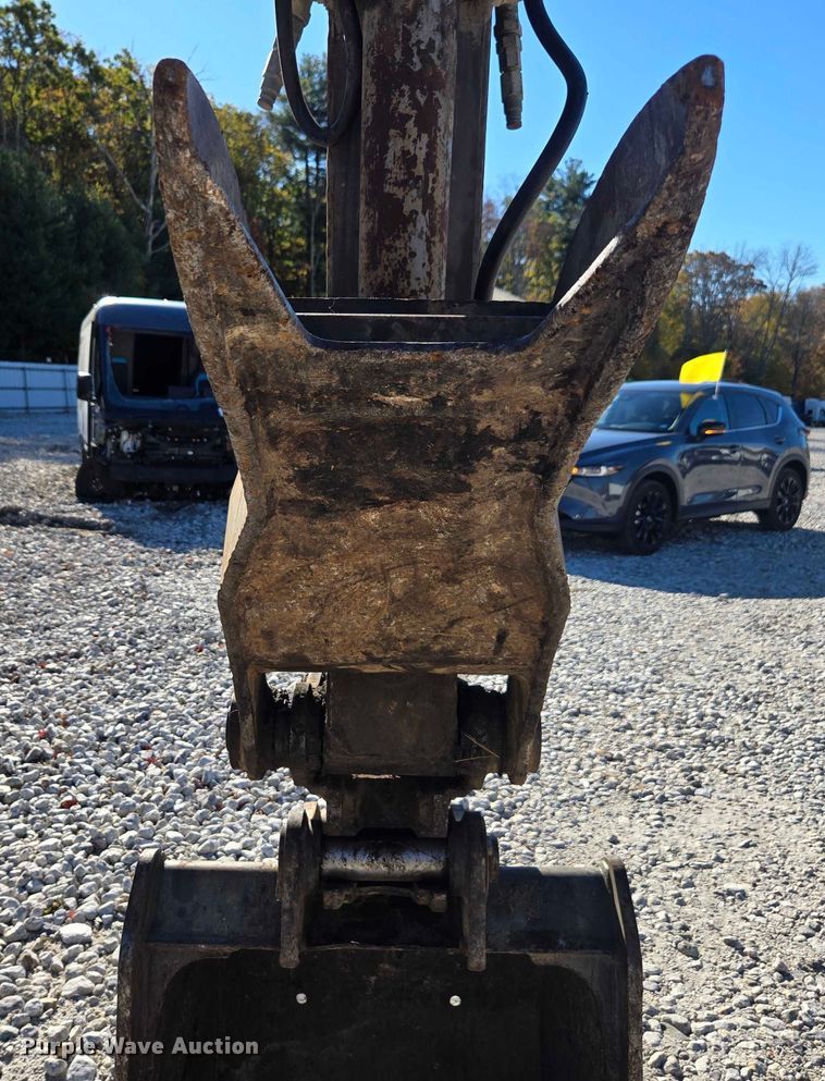 image for item YA1366 2008 Volvo ECR88 mini excavator