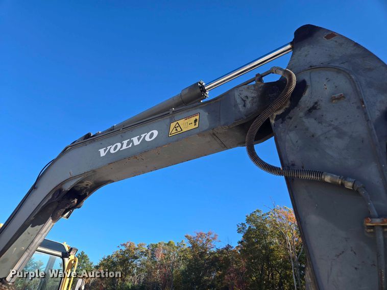 image for item YA1366 2008 Volvo ECR88 mini excavator