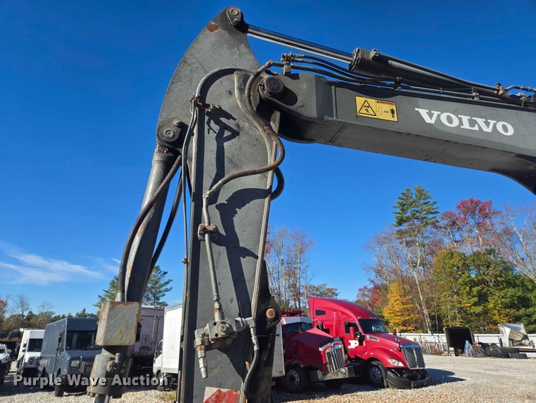 image for item YA1366 2008 Volvo ECR88 mini excavator