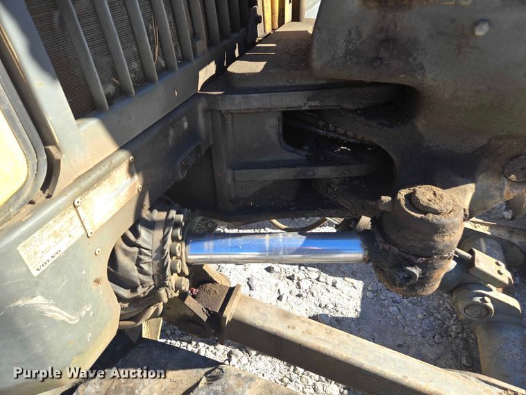 image for item YA1366 2008 Volvo ECR88 mini excavator