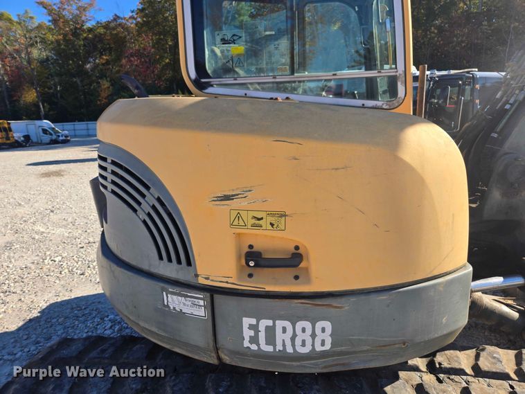 image for item YA1366 2008 Volvo ECR88 mini excavator