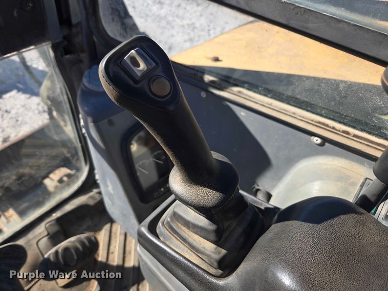 image for item YA1366 2008 Volvo ECR88 mini excavator