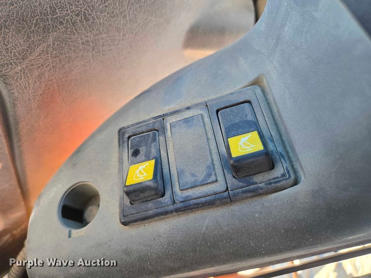 image for item YA1366 2008 Volvo ECR88 mini excavator