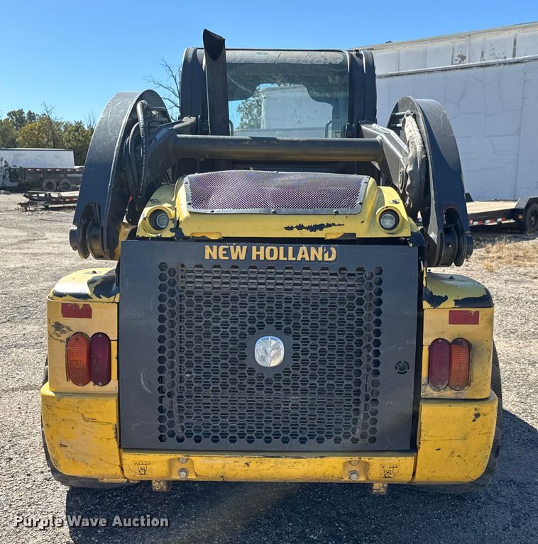 image for item YA1377 2012 New Holland L230 skid steer loader