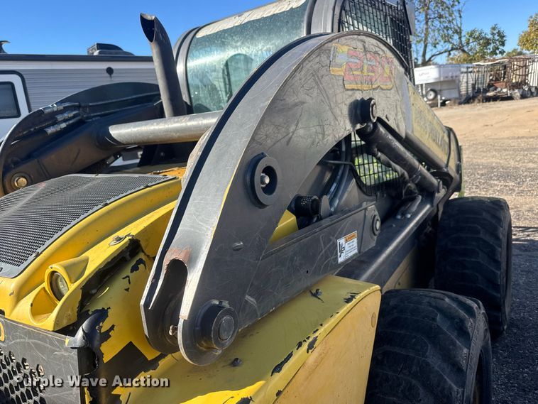 image for item YA1377 2012 New Holland L230 skid steer loader