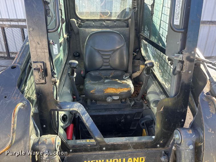 image for item YA1377 2012 New Holland L230 skid steer loader