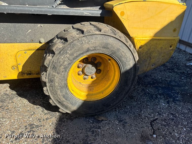 image for item YA1377 2012 New Holland L230 skid steer loader