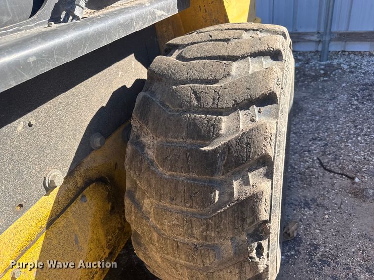 image for item YA1377 2012 New Holland L230 skid steer loader