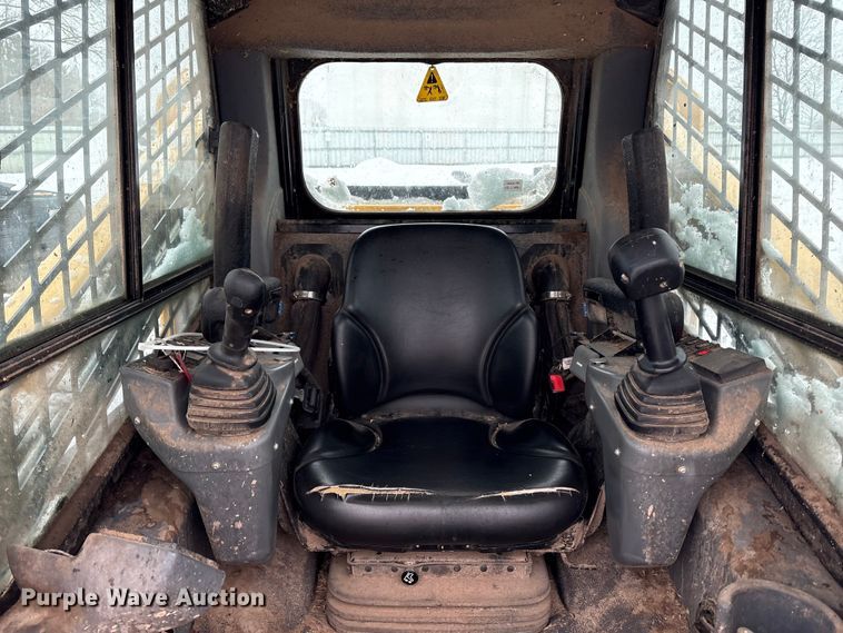 image for item YA1459 2019 Gehl RT215 tracked skid steer loader