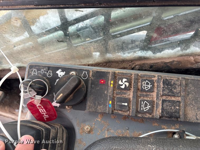 image for item YA1459 2019 Gehl RT215 tracked skid steer loader