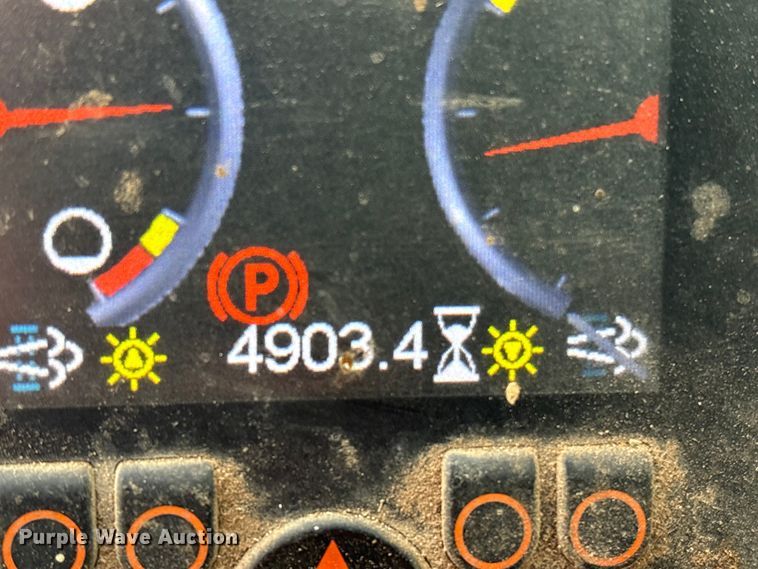 image for item YA1459 2019 Gehl RT215 tracked skid steer loader