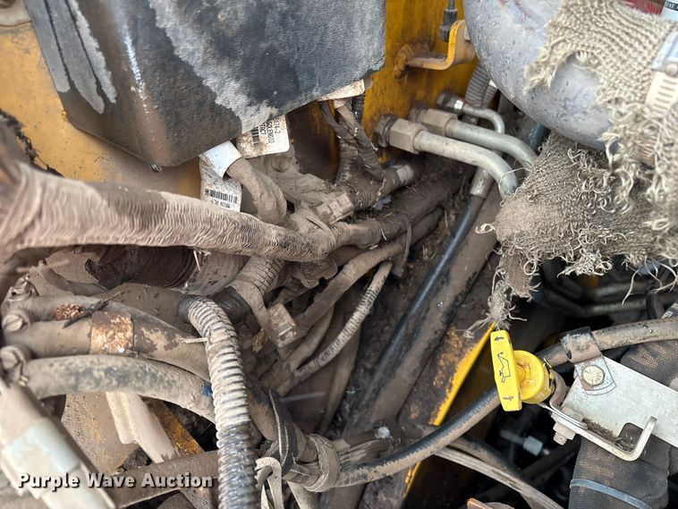 image for item YA1459 2019 Gehl RT215 tracked skid steer loader