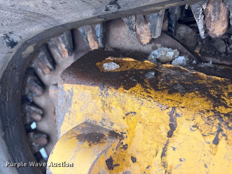 image for item YA1459 2019 Gehl RT215 tracked skid steer loader