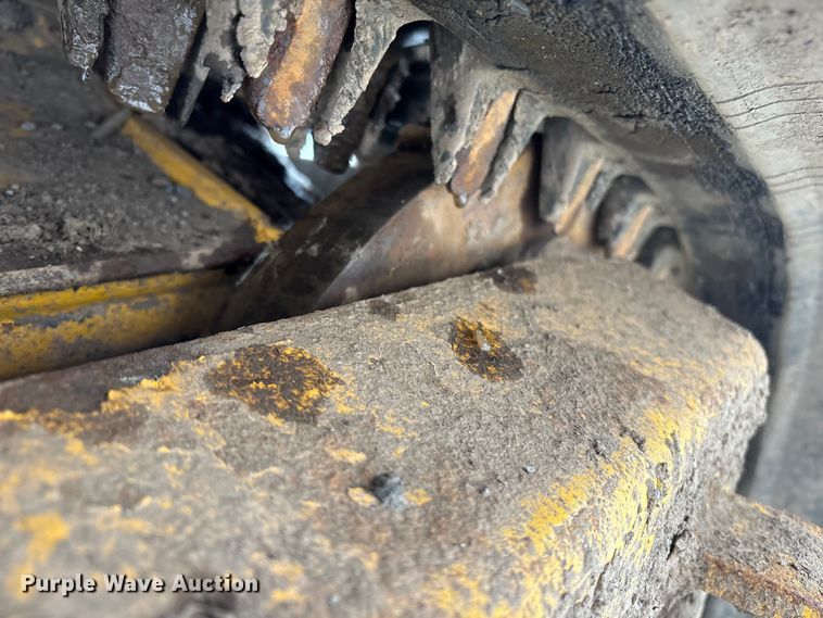 image for item YA1459 2019 Gehl RT215 tracked skid steer loader