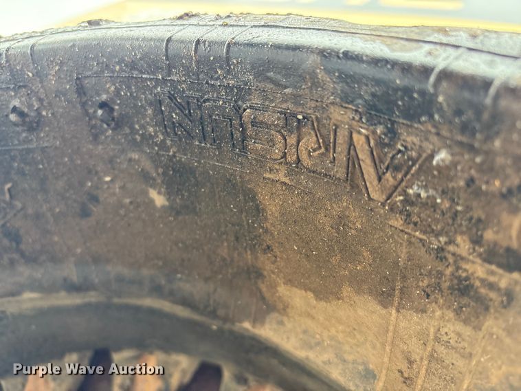 image for item YA1459 2019 Gehl RT215 tracked skid steer loader