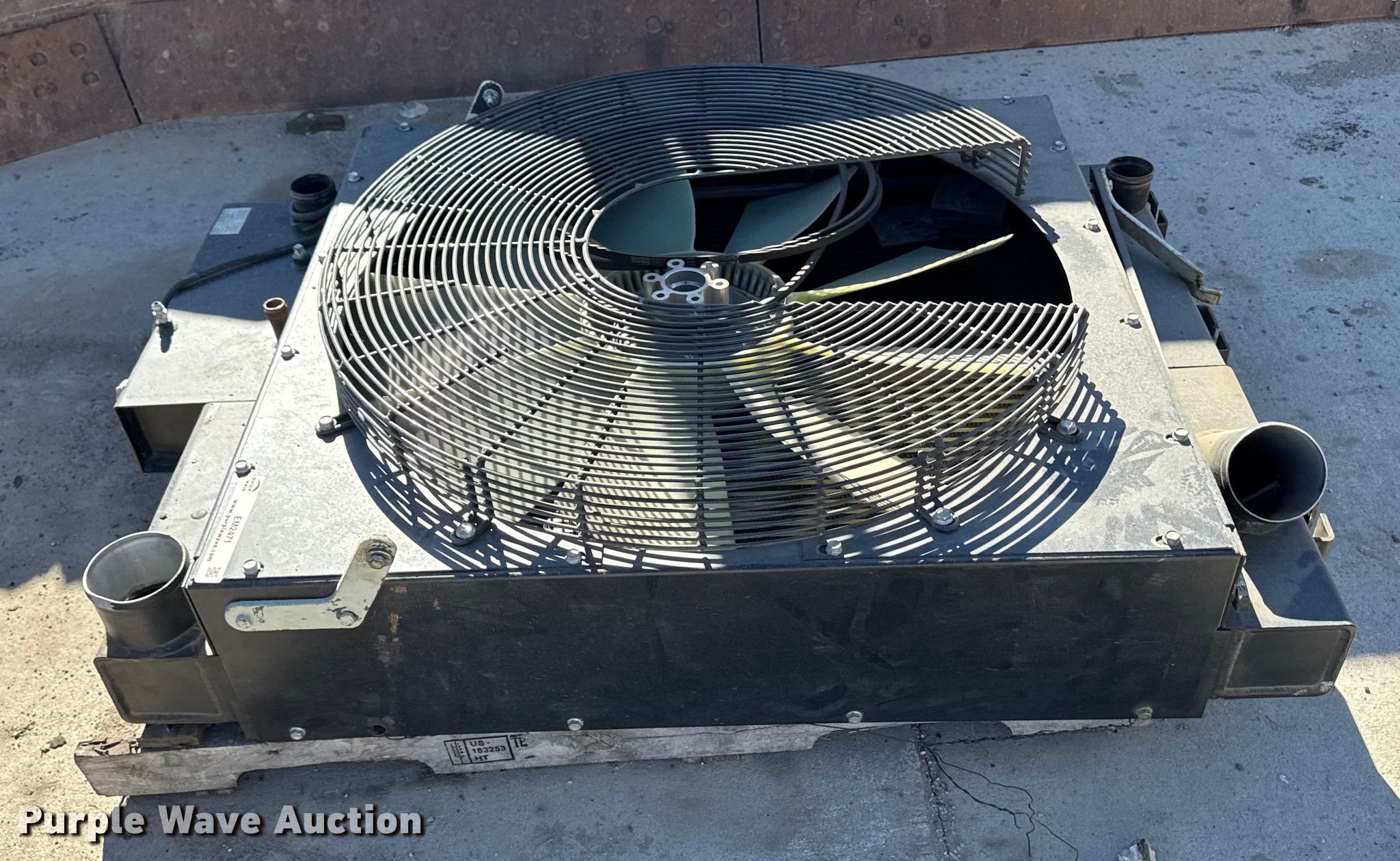 JMC radiator in Centerville, IA | Item EM2471 sold | Purple Wave