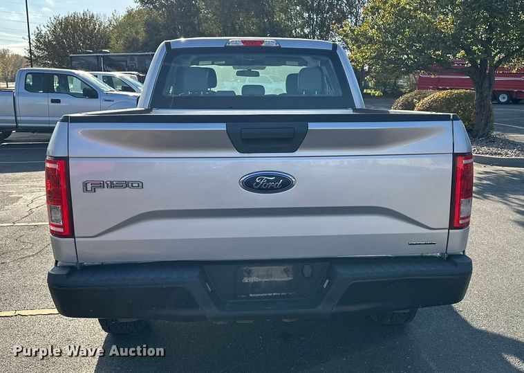 image for item DF8638 2016 Ford F150 SuperCab pickup truck