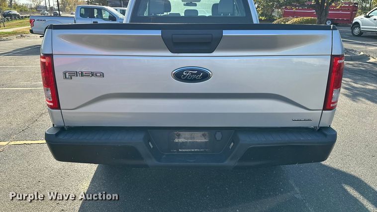 image for item DF8638 2016 Ford F150 SuperCab pickup truck