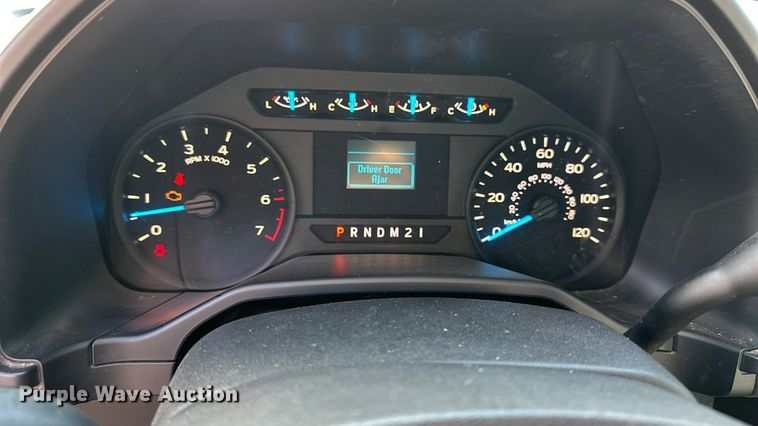 image for item DF8638 2016 Ford F150 SuperCab pickup truck