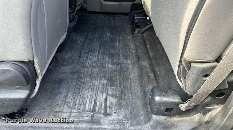 image for item DF8638 2016 Ford F150 SuperCab pickup truck