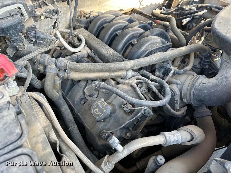 image for item DF8638 2016 Ford F150 SuperCab pickup truck