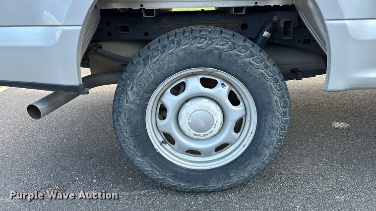 image for item DF8638 2016 Ford F150 SuperCab pickup truck