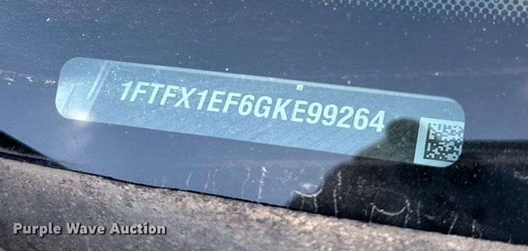 image for item DF8638 2016 Ford F150 SuperCab pickup truck