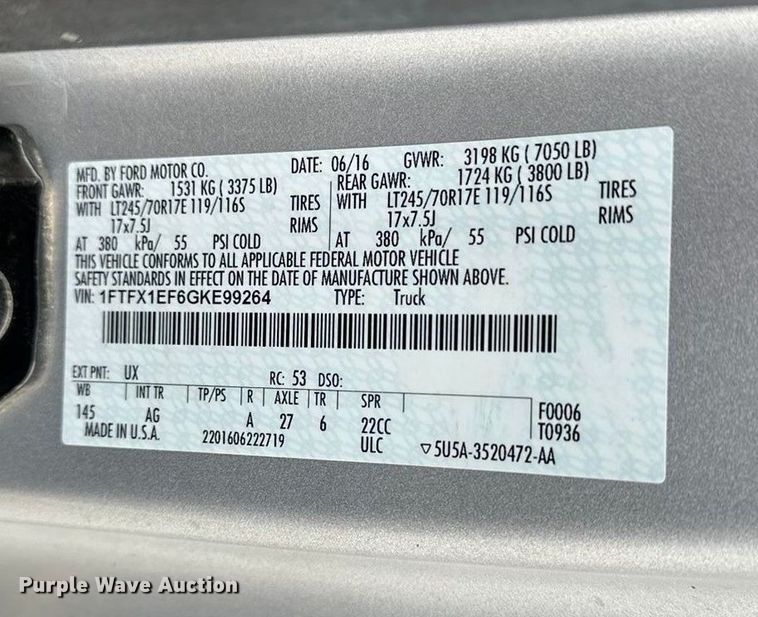 image for item DF8638 2016 Ford F150 SuperCab pickup truck