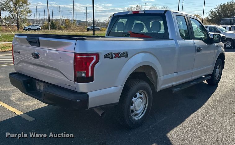 image for item DF8639 2016 Ford F150 SuperCab pickup truck