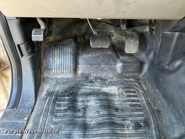 image for item DF8639 2016 Ford F150 SuperCab pickup truck